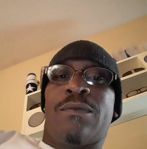 Meet your Posher, Marlon